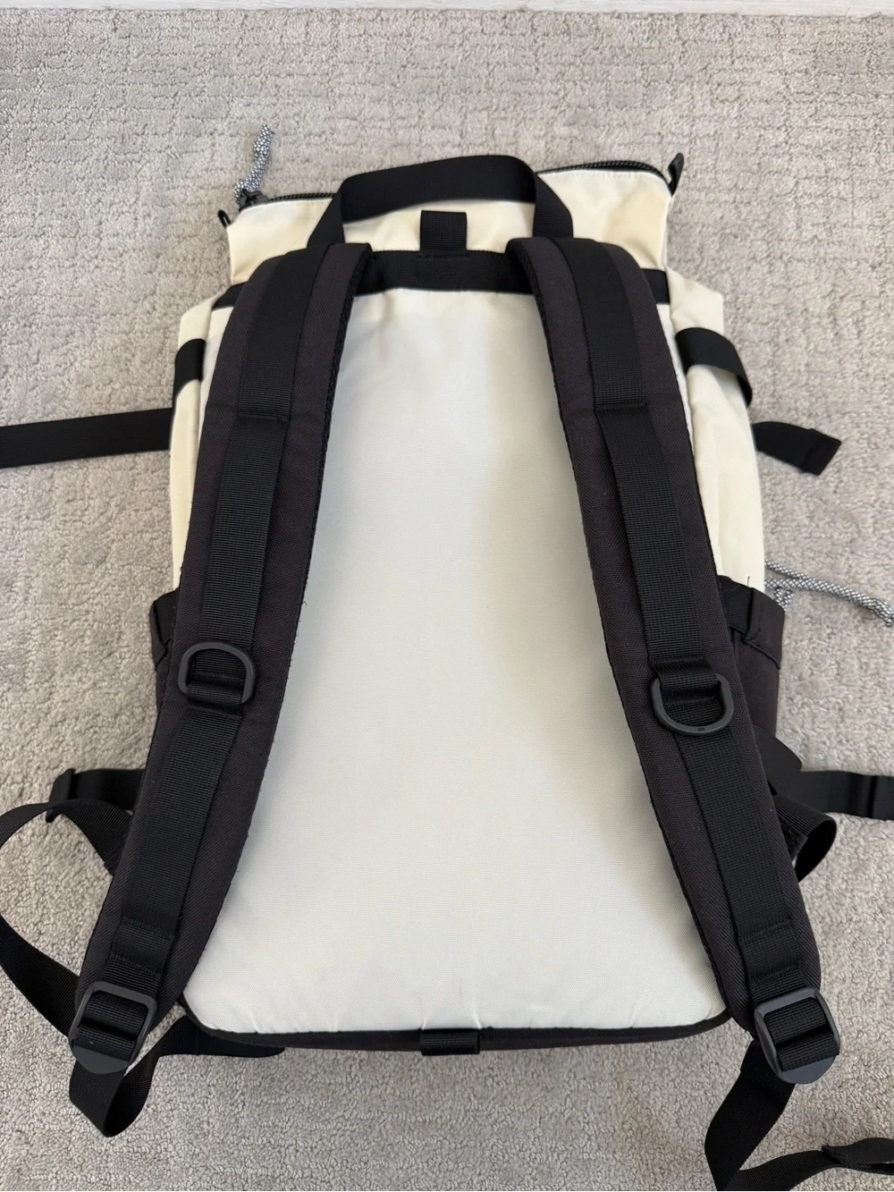 Topo Designs ROVER PACK CLASSIC BONE WHITE/BLACK